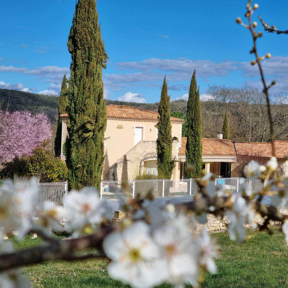 les chenes rouges chambres dhotes castelnaud milandes maison nature