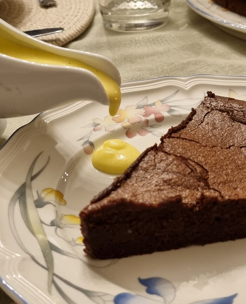 les chenes rouges chambres dhotes castelnaud milandes table dhotes cuisine maison 14