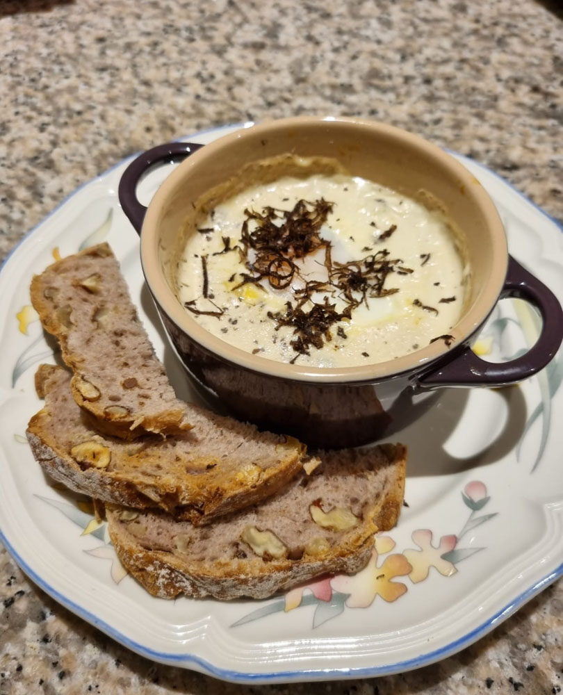 les chenes rouges chambres dhotes castelnaud milandes table dhotes cuisine maison 3