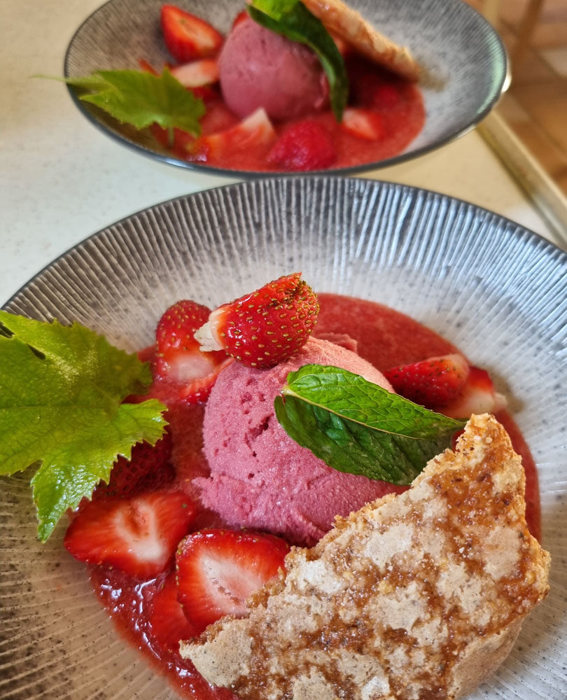 les chenes rouges chambres dhotes castelnaud milandes table dhotes cuisine maison 30