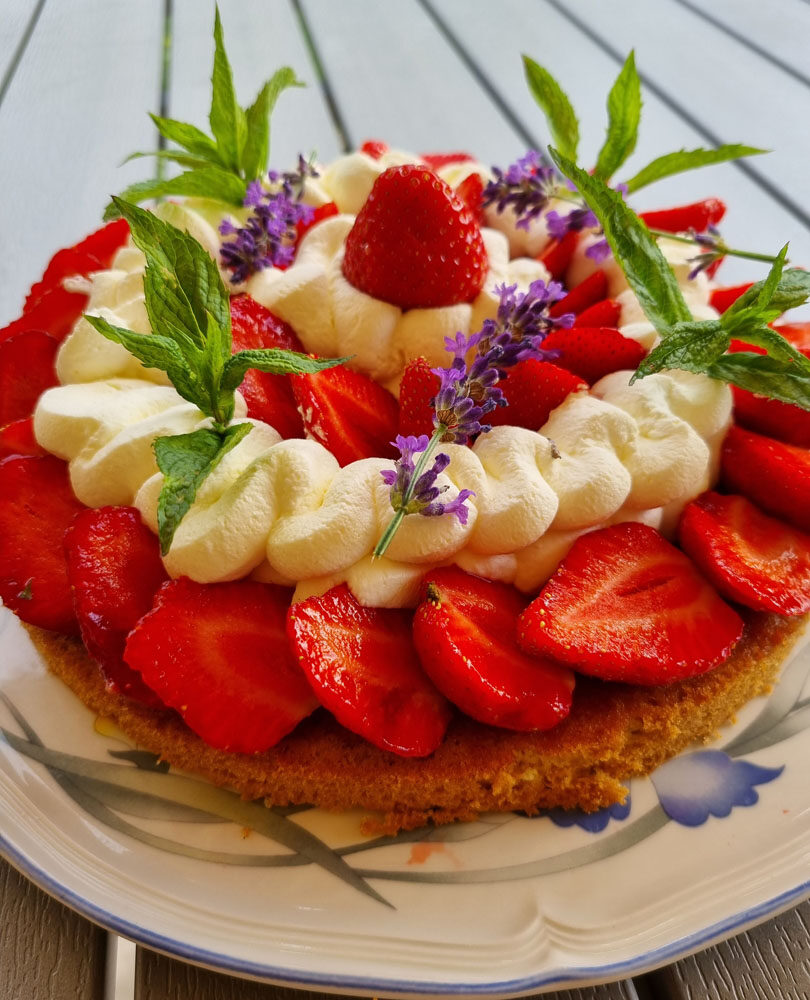 les chenes rouges chambres dhotes castelnaud milandes table dhotes cuisine maison 31