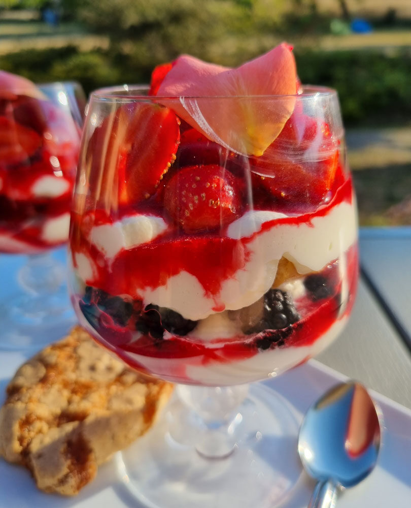 les chenes rouges chambres dhotes castelnaud milandes table dhotes cuisine maison 36