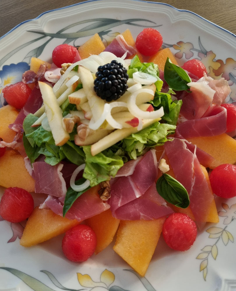 les chenes rouges chambres dhotes castelnaud milandes table dhotes cuisine maison 39