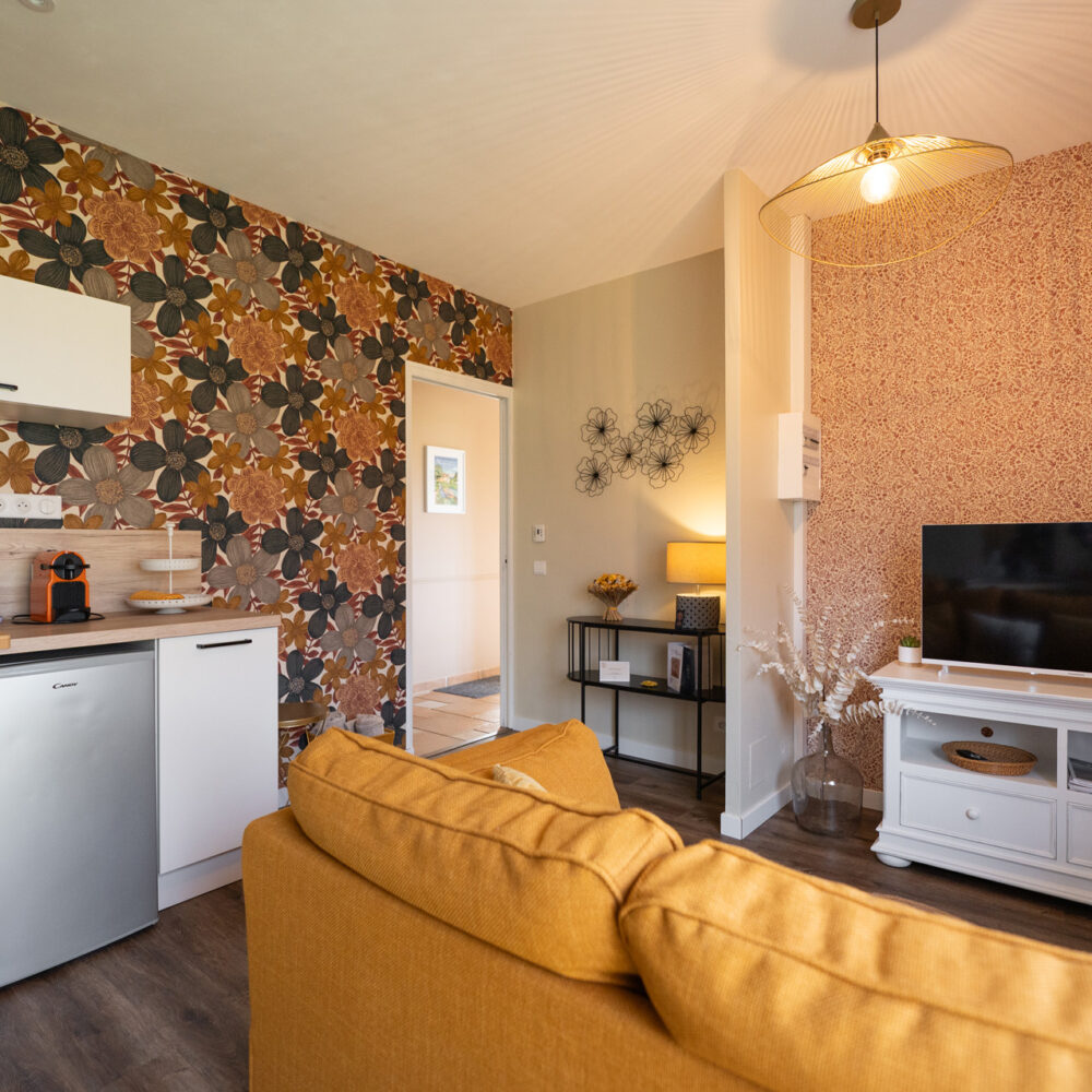 Chenes Rouges Location Gite Couple Milandes Castelnaud 51