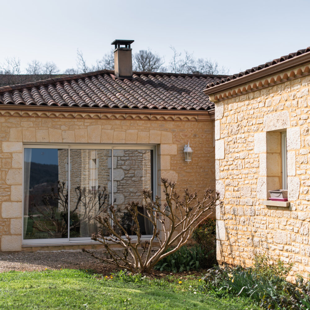 chambres dhotes chenes rouges milandes perigord noir jardin piscine 44