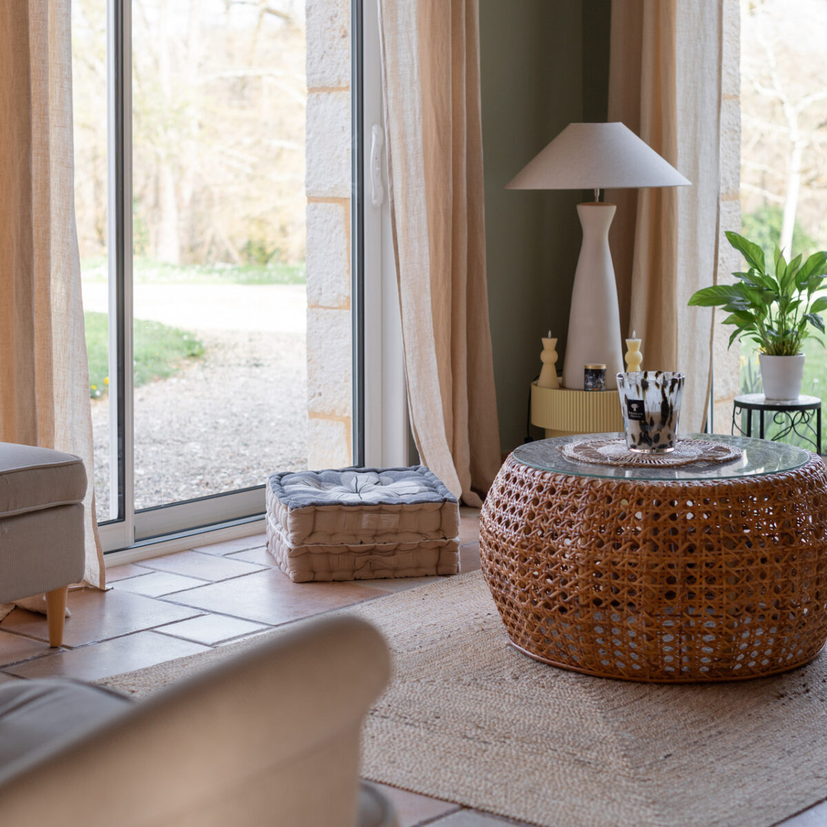 salon salle manger chambre dhotes milandes caselnaud perigord 8